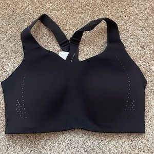 🥂SOLD🥂New Lululemon AirSupport Sports Bra